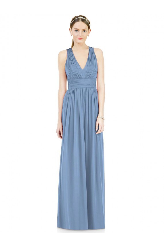 Azul polvoriento línea A Cuello en V Gasa Largo Vestidos de dama de honor Outlet