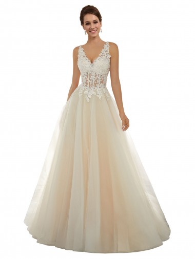 Marfil & Champán línea A Cuello en V Cola capilla Tul Encaje Clásico Vestidos de novia Outlet