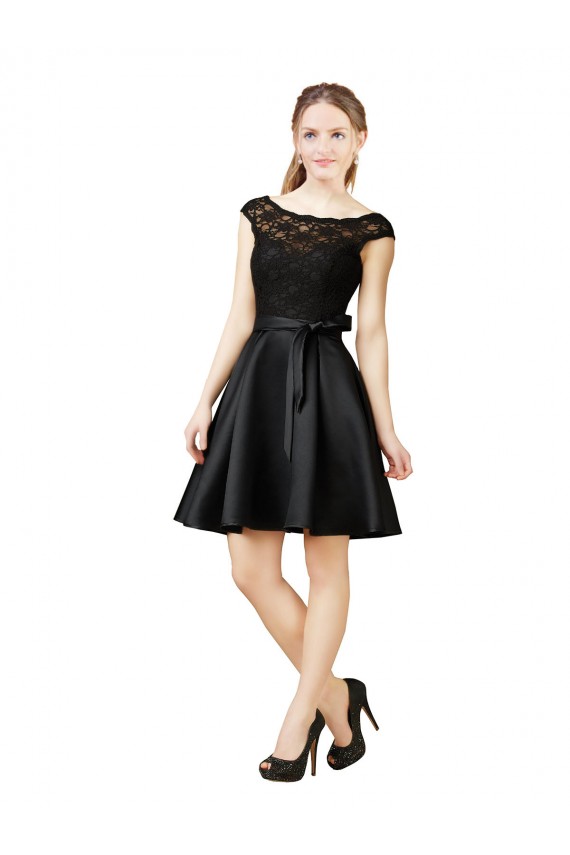 Negro línea A Ilusión Satén Encaje Corto Vestidos de dama de honor / Vestidos de cóctel Outlet