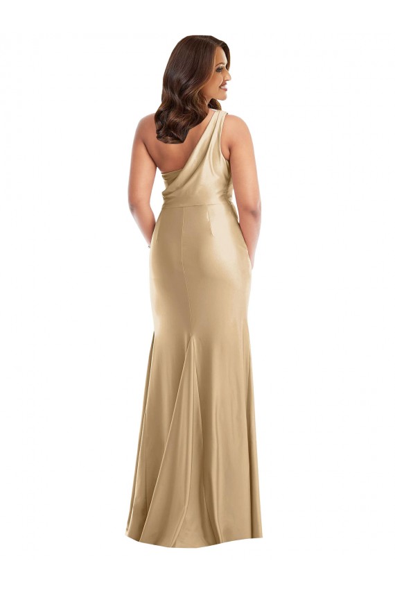 Oro suave Sirena Un Hombre Satén sedoso Largo Formales Vestidos de dama de honor / Vestidos de fiesta Outlet