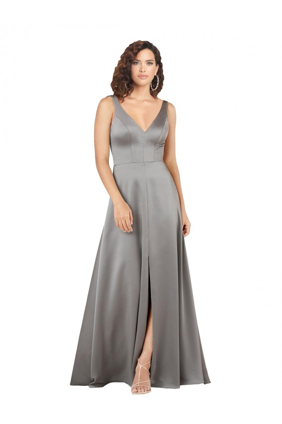 Pearl Grey línea A Cuello en V Satén sedoso Largo Formales Vestidos de dama de honor / Vestidos de fiesta Outlet
