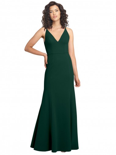 Verde Midnight línea A Cuello en V Crepé Elástico Largo Formales Vestidos de dama de honor / Vestidos de fiesta Outlet